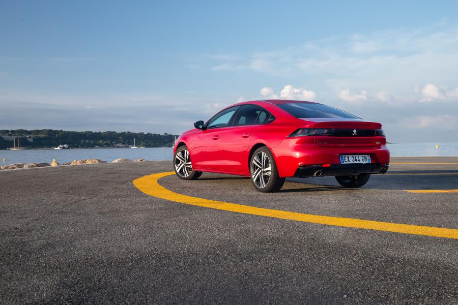  Peugeot 508 GT 2018 года  (WW) (фото 32 из 42)